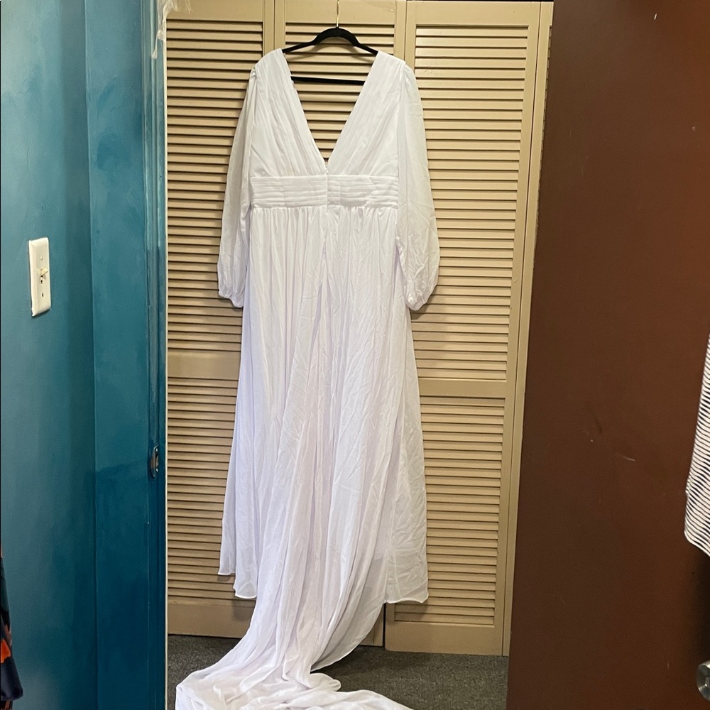 Elegant White Wedding Maxi Dress - Picture 5 of 8